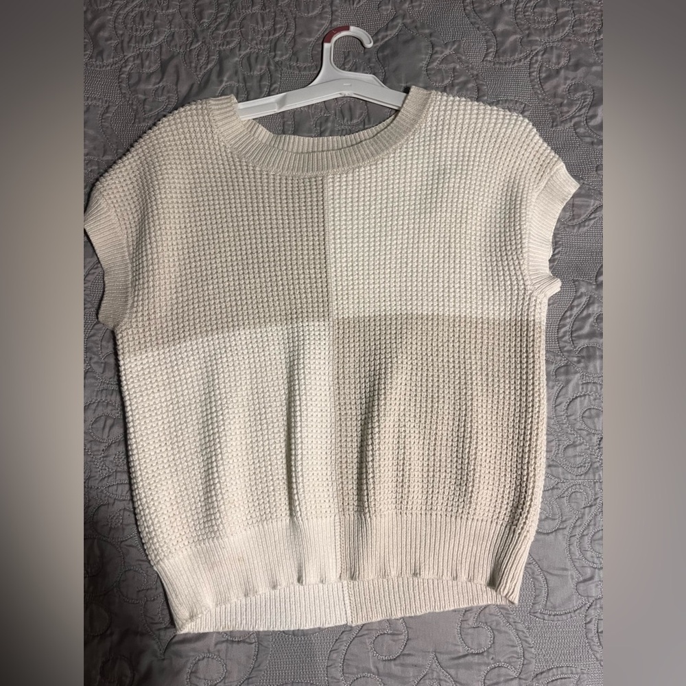 moon & madison Cream Textured Knit Crew Short-Sleeve Sweater